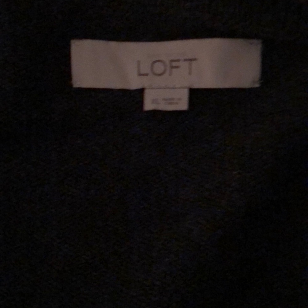 Sweater - Picture 4 of 4